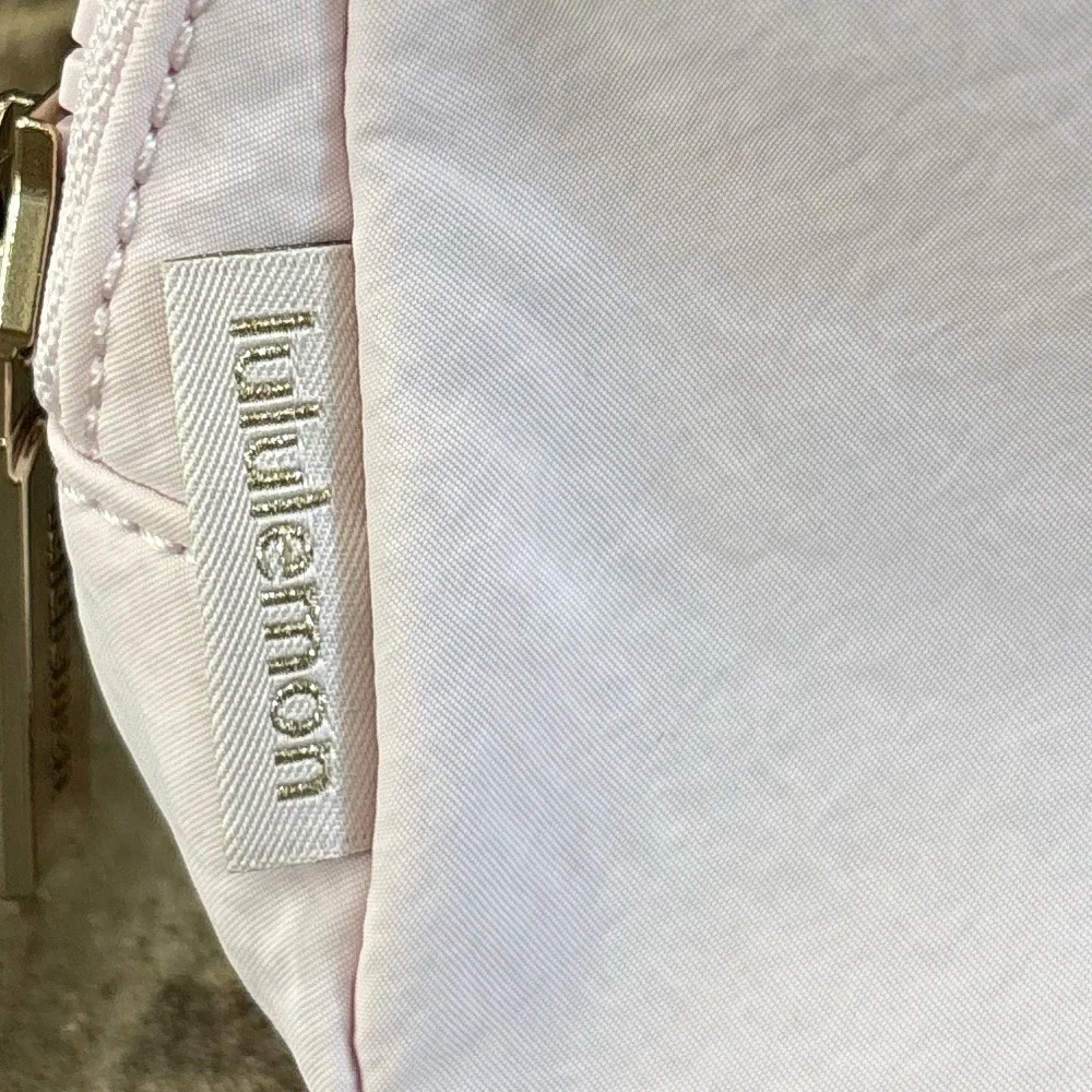 NWT Lululemon Everywhere Belt Bag In Blissful Pink/Gold